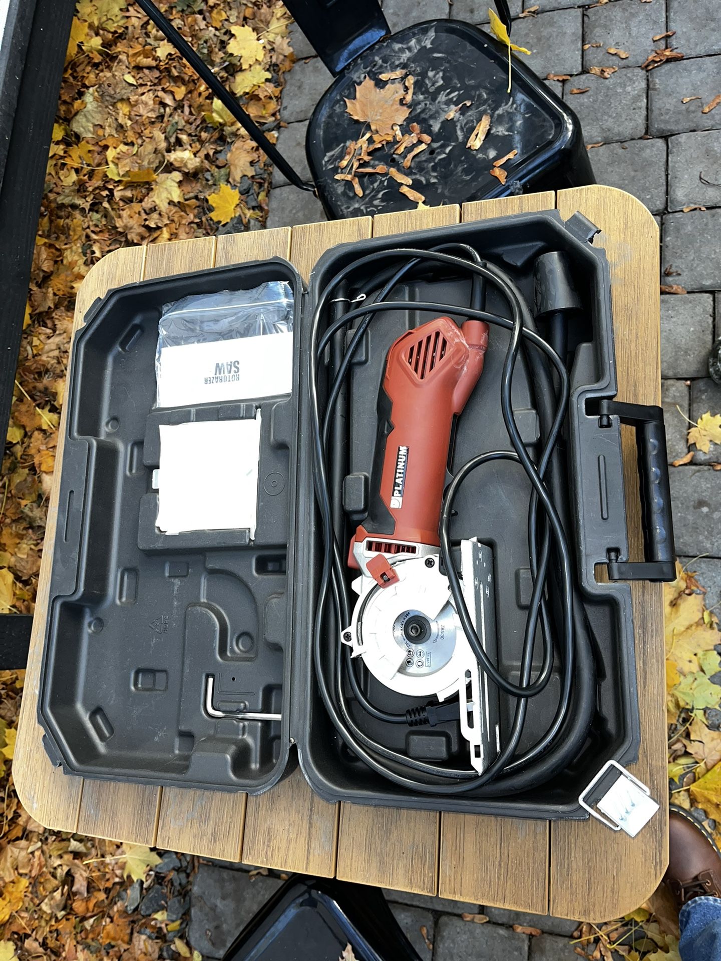 Rotorazer Platinum Compact Circular Saw