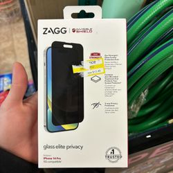 Zagg invisible shield 