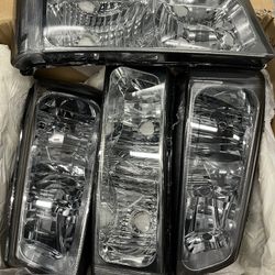 04-08 Chevrolet Silverado/Avalanche Smoked Headlights 