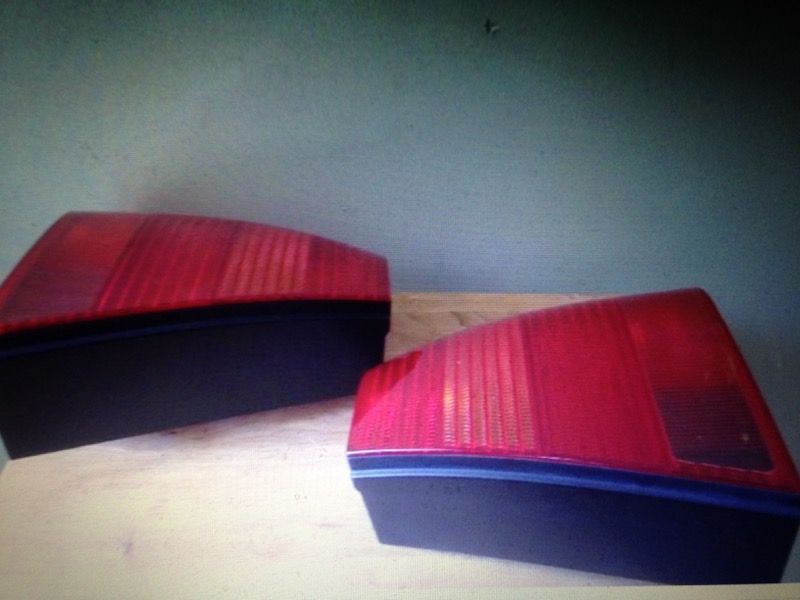 Volkswagon Bora Tailights Magic Color Pair 11/98 Hella