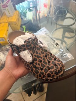 Women crocs