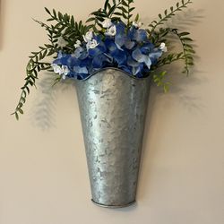 Wall Flower Pot X2