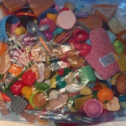 Little Girls Kitchen With All Accessories