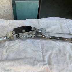 Tools. 2 Ton Hand winch come along