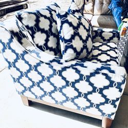Navy & White Solid Wood Chair