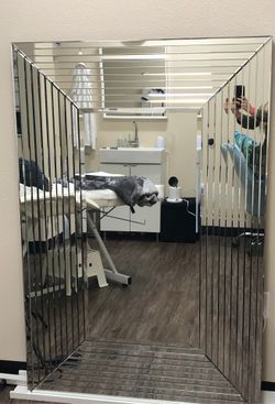 Mirror Like New - Perfect Conditions