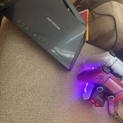 Ps5 DualShock And Charging Dock + Router