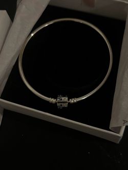 pandora bracelet