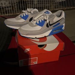 Nike Air Max Size 8