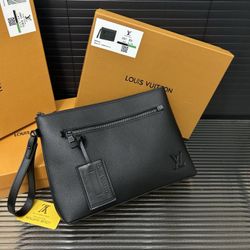 Men’s Leather Aerogram Clutch 