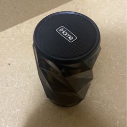 iHome iBT74 wireless bluetooth speaker