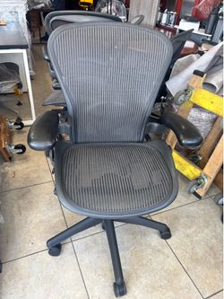 Herman miller aeron classic