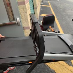 Treadmill brand new, must go ASAP 