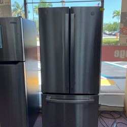 Refrigerator 30 In Wide New Open Box And 1 Year Warranty 