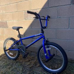 Mongoose 20in BMX Bike