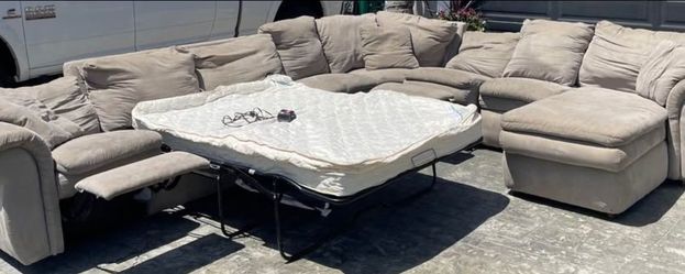 Custom La-Z-Boy 7 piece sectional W/ Sleeper+Recliner