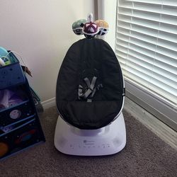 Baby swing- mammaroo