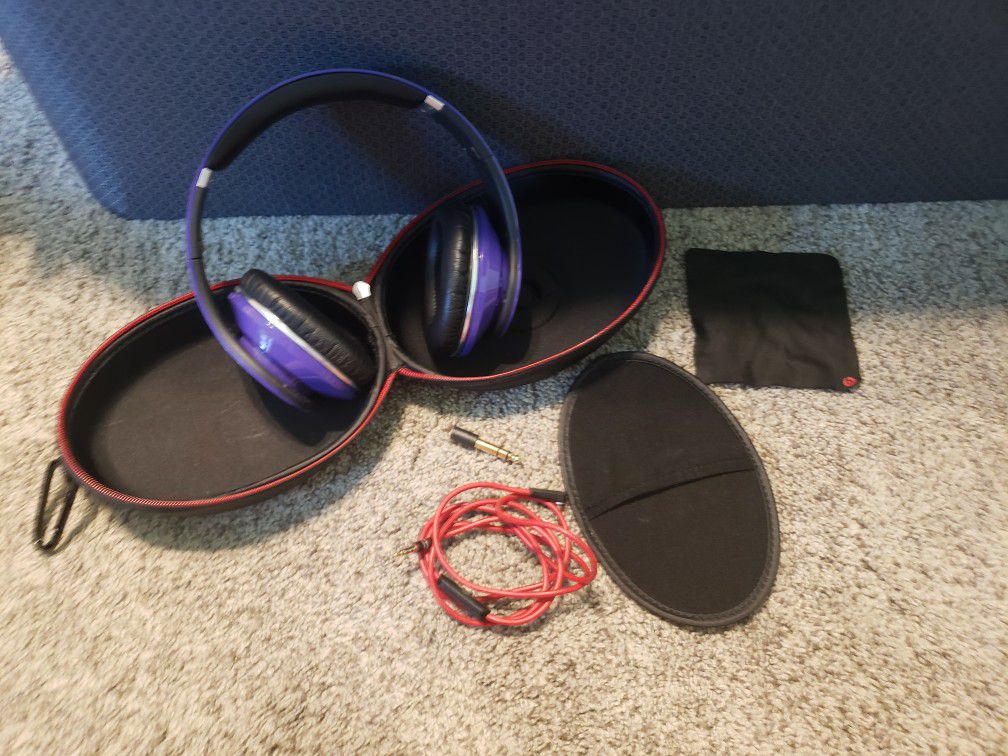 Purple Beats by Dr. Dre Studio Headphones (with wires)