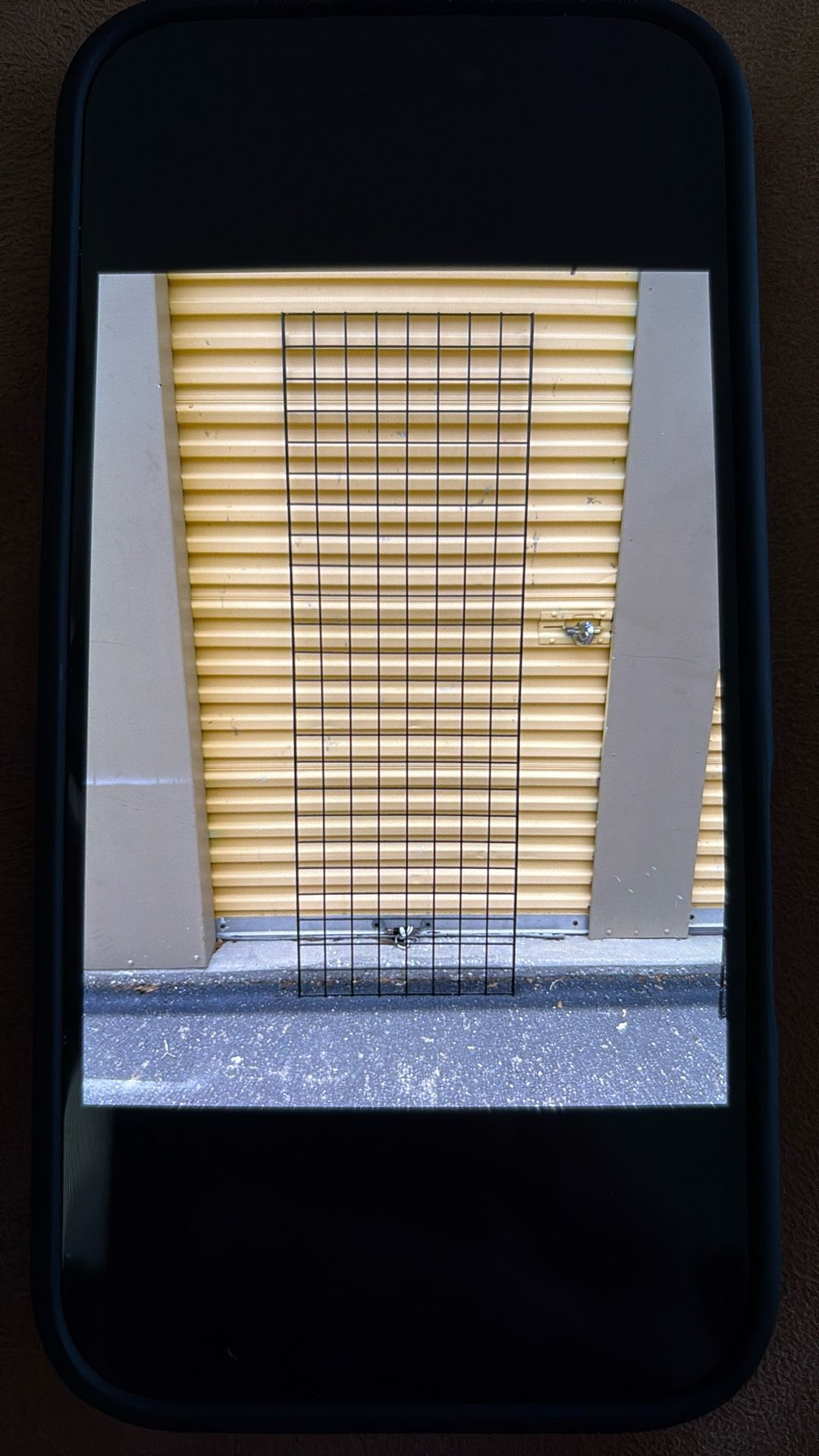 Black Metal Grid Walls