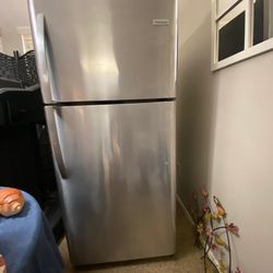 Frigidaire refrigerator