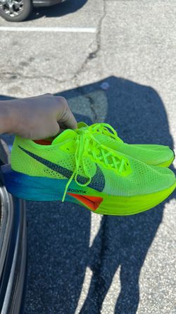Nike Vaporfly 3s