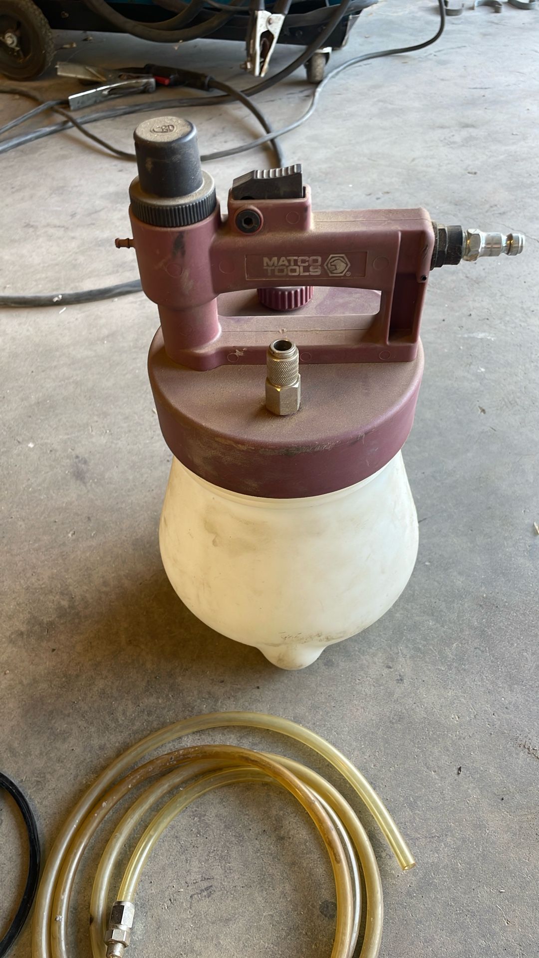 Matco Tools pressure bleeder