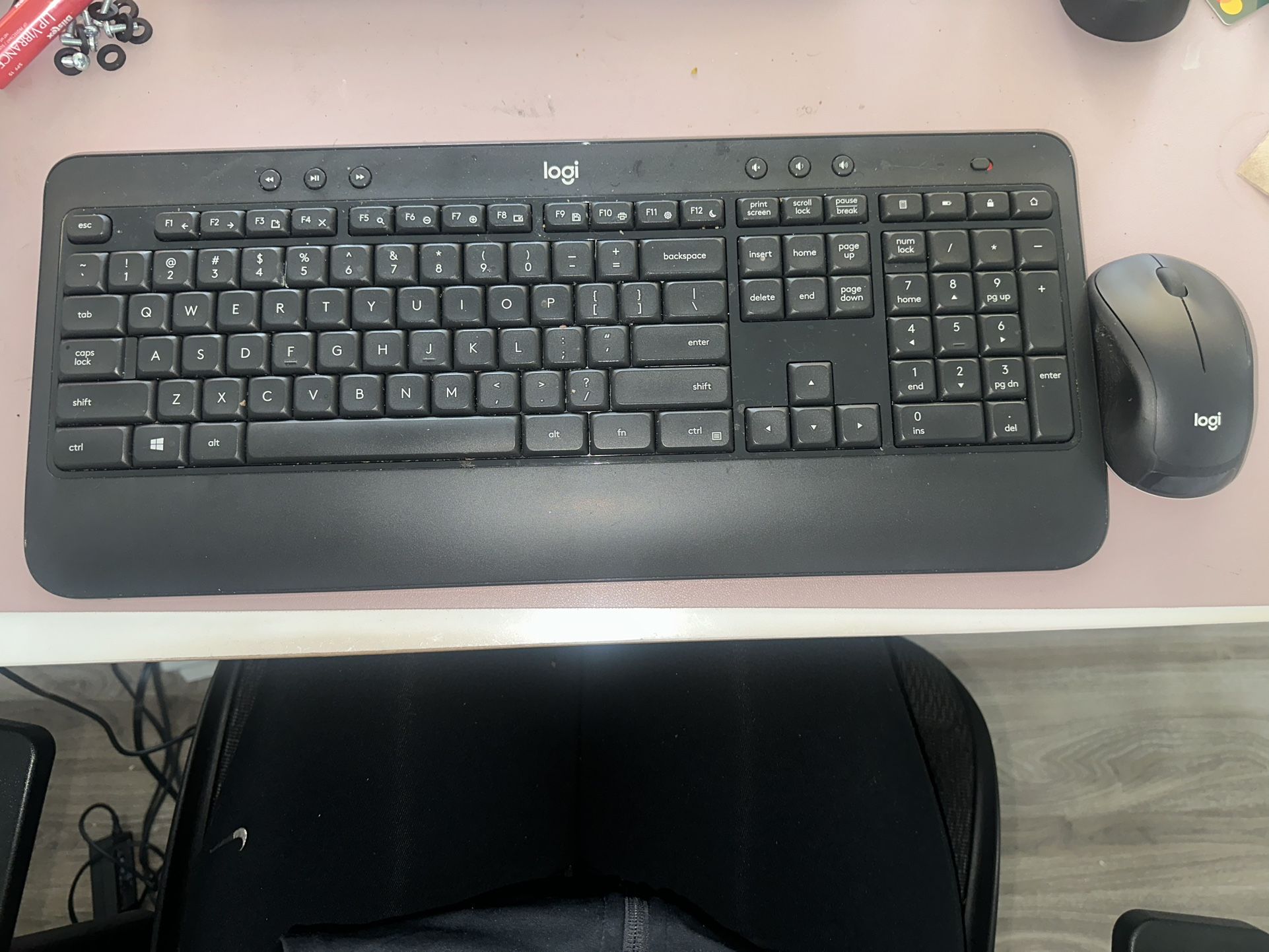 Logitech MK540 Wireless Keyboard And Mouse