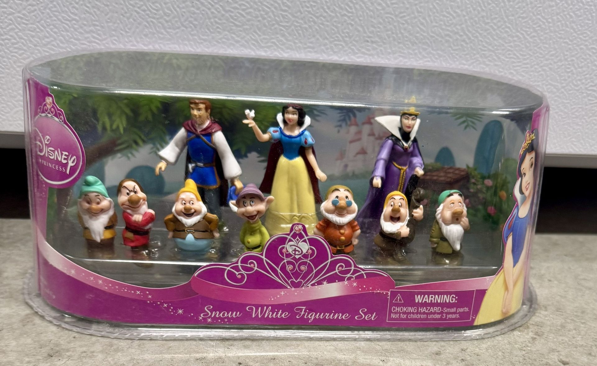 Disney Snow White Figuring Set, Dwarfs, Snow, White, Prince And Evil Queen Nib