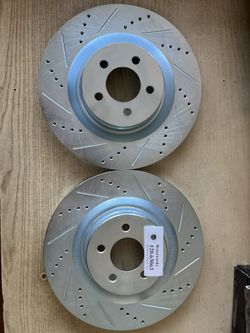 Dodge Challenger SRT8 Scat Pack 08-23 Front Drill Slot Zinc Coated Rotors Premium Ceramic Brake Pads