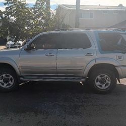 2002 Toyota Sequoia 