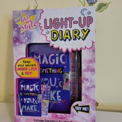 JUST My Style LIGHT-UP DIARY 💬