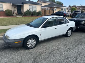 Saturn SL 1998 White
