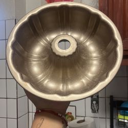 9.5 Inch Non-Stick Baking/Jello Mold 