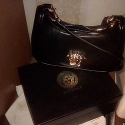 Versace La Medusa Leather Black Bag 