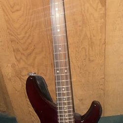 Yamaha RBX170 & Fender Rumble LT25