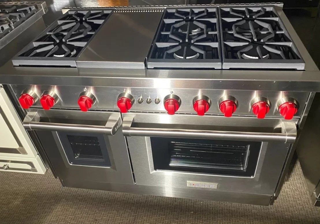 Wolf 48" Gas Range, 6 Burners & Infrared Griddle, GR486G - $9,500