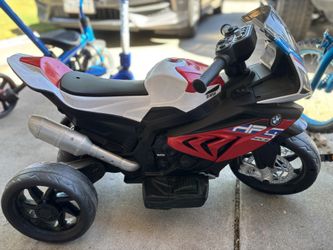 BMW 12 Volts Kids Ride