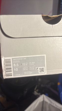 Nike Air Force 1 size 8.5 men’s. Worn once, comes with box
