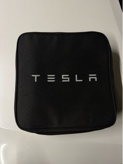 Tesla Gen 2 Charger OEM Mobile Connector