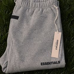 Essential sweats /L