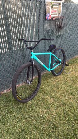 Triffany throne bike