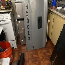 Toyota Tailgates For Trucks 