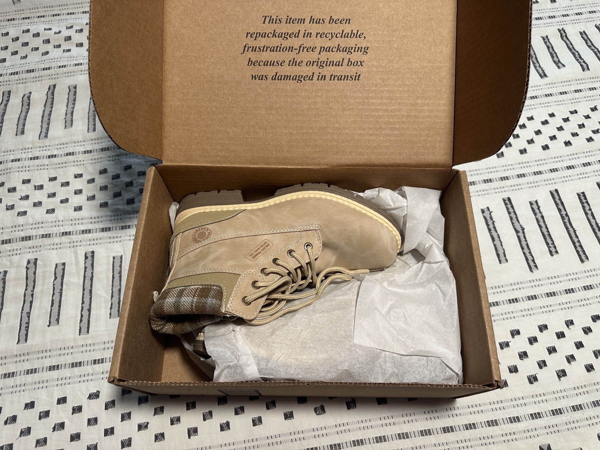 Size 8.5 Women’s Fashion Hiking Boots (tan/plaid)