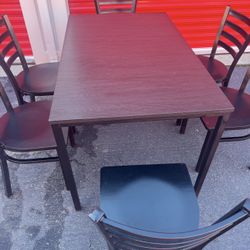 dining table with 6 chairs good  48”Lx30”Wx29.5”T/ local delivery 🚚 available/Comedor con 6 sillas bueno 