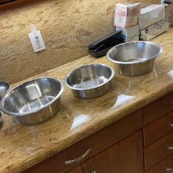 3 Big Bowls For Pet - LIKE NEW - ALL FOR $5