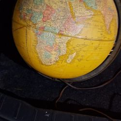 Vintage World Globe Lamp
