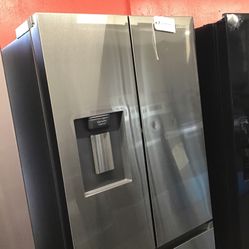 New Scratch And Dent Samsung 22 Cu Ft Stainless Steel French Door Fridge. 1 year Warranty 