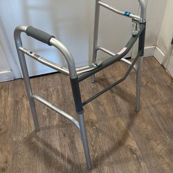 Aluminum Walker (Foldable)
