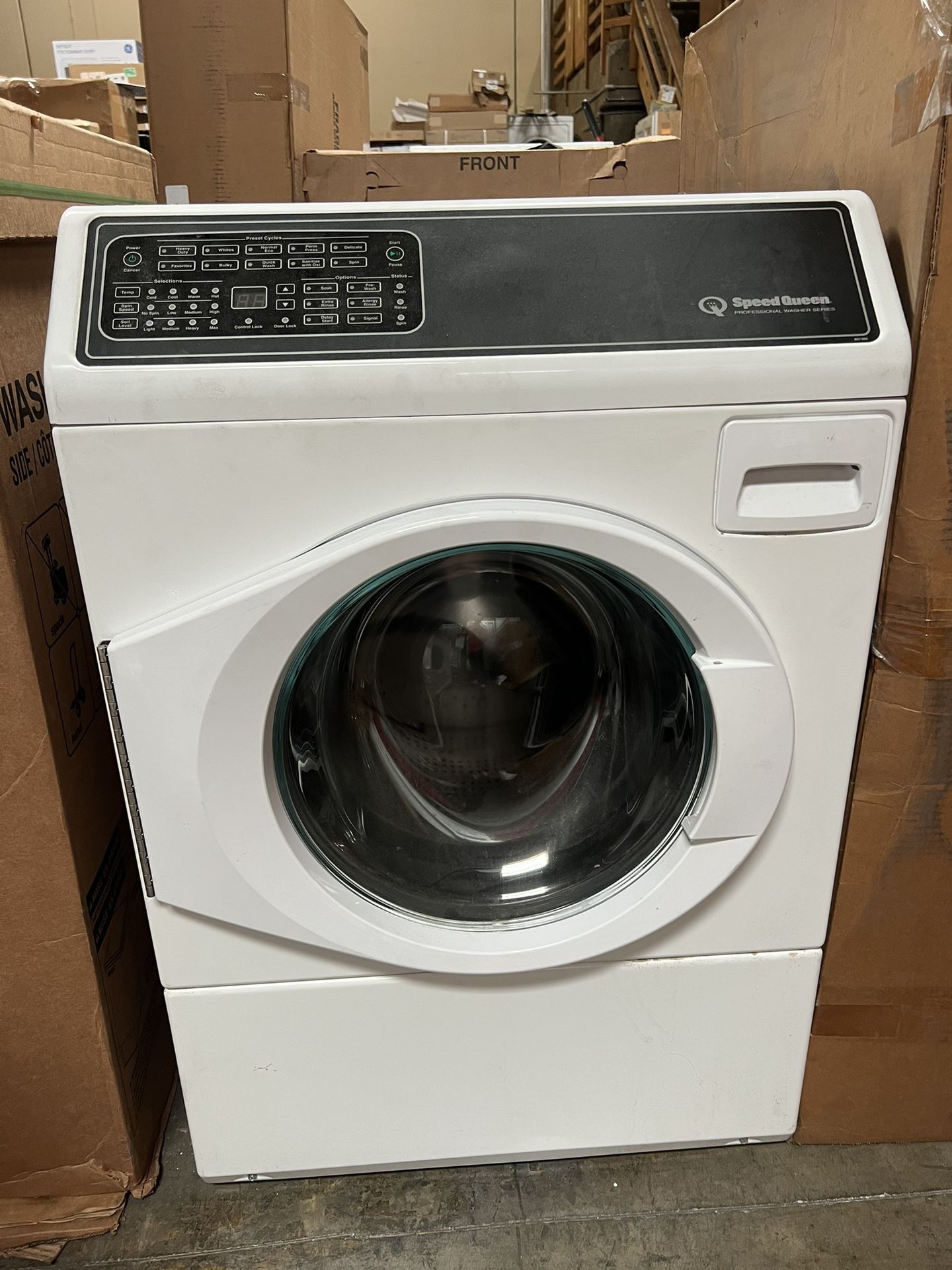 FF7005WN Speed Queen Commercial Front Load Washer $2100 Retail