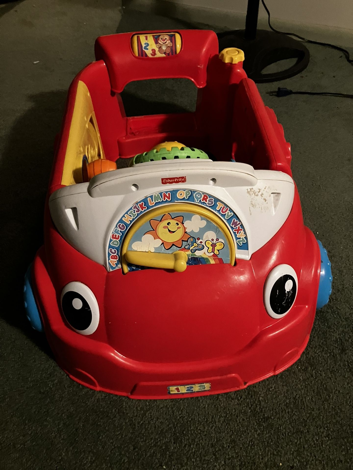 Fisher-Price Laugh&Learn Crawl Around Car